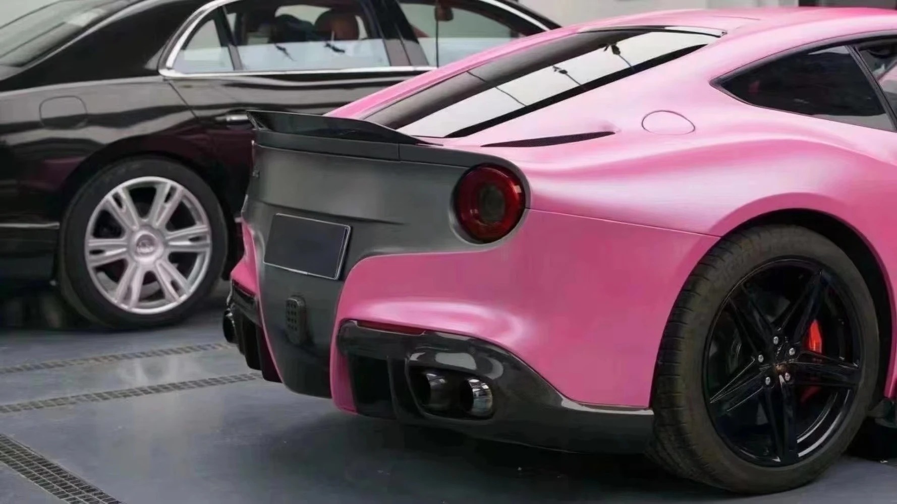 DMC Style Spoiler Rear Wing High Quality Fast Delivery Dry Carbon Fiber Body Kits for  F12